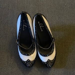 Tuxedo Oxford Heels